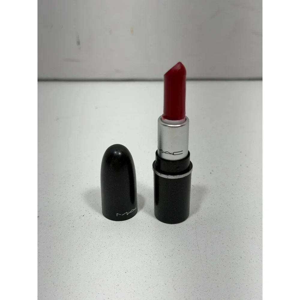 MAC Matte Lipstick Diva Deep Reddish Burgundy A10‎ MINI SIZE